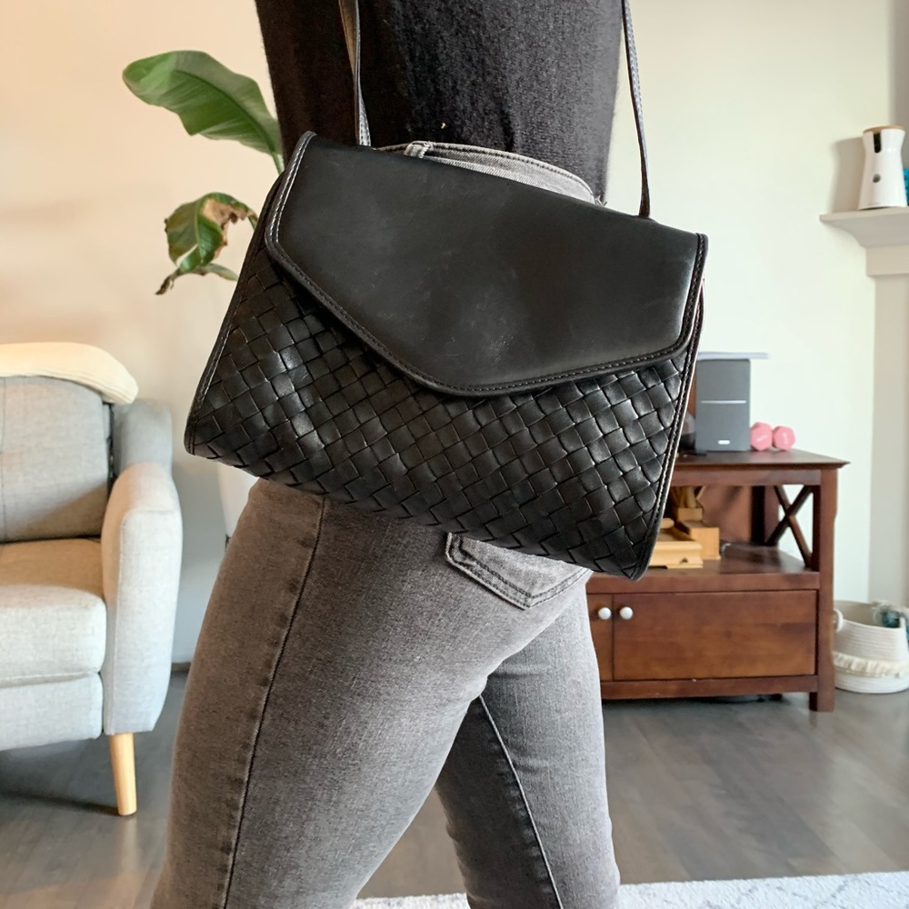 Bottega Veneta AUTHENTIC leather woven bag